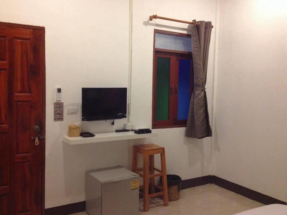 Space Ben Guest House @ Muangkao 수코타이 외부 사진