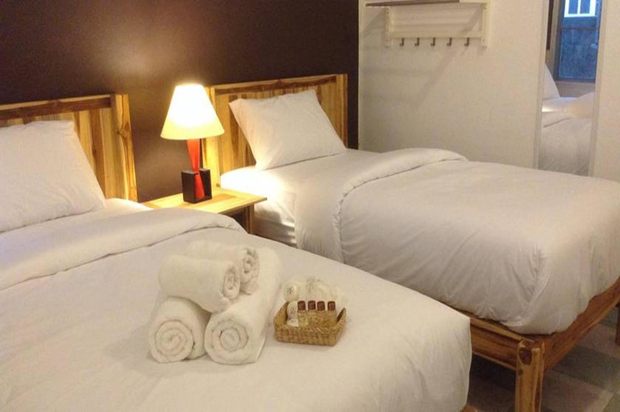 Space Ben Guest House @ Muangkao 수코타이 외부 사진